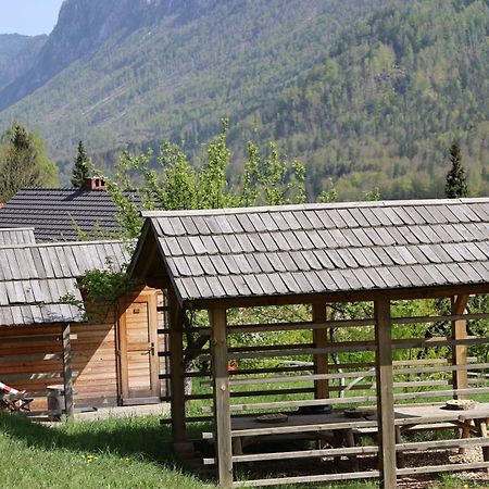 הוילה Dovje Mountain View Glamping מראה חיצוני תמונה