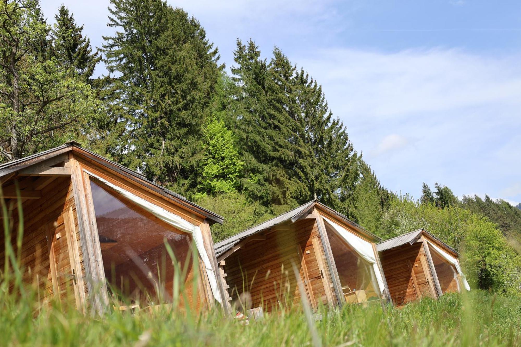 הוילה Dovje Mountain View Glamping מראה חיצוני תמונה