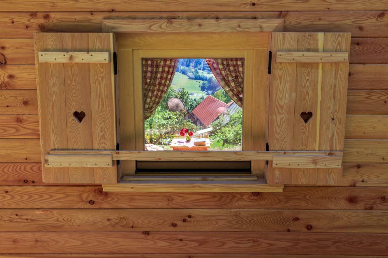 הוילה Dovje Mountain View Glamping מראה חיצוני תמונה