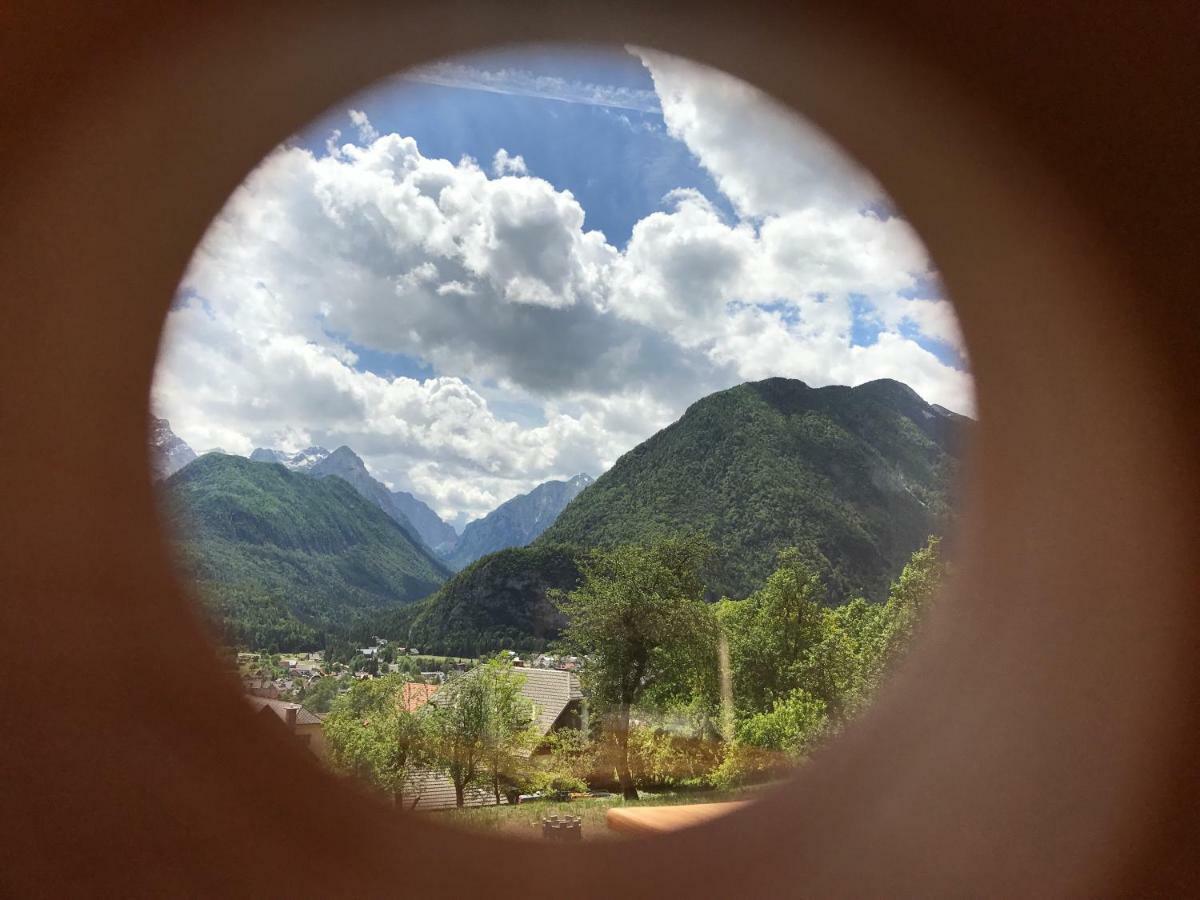 הוילה Dovje Mountain View Glamping מראה חיצוני תמונה