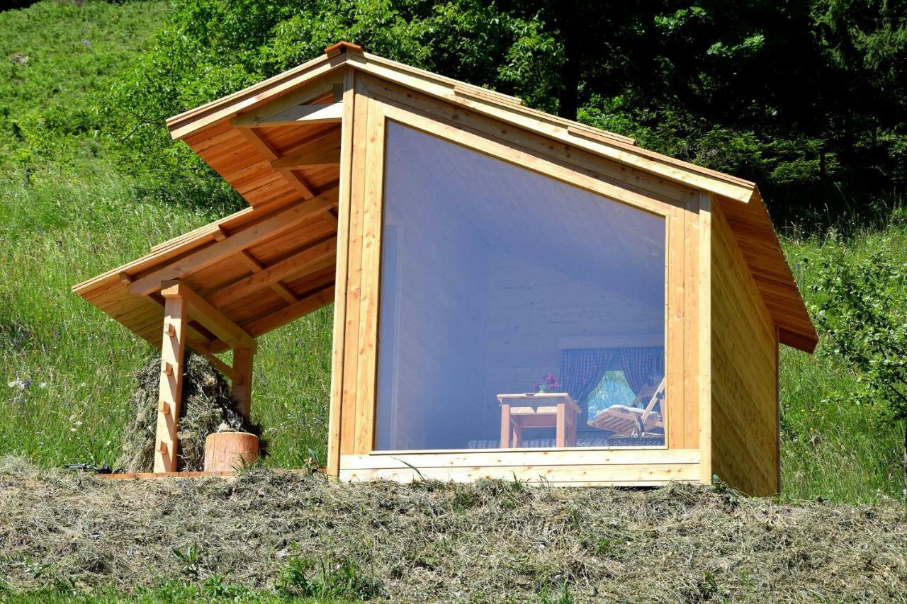 הוילה Dovje Mountain View Glamping מראה חיצוני תמונה