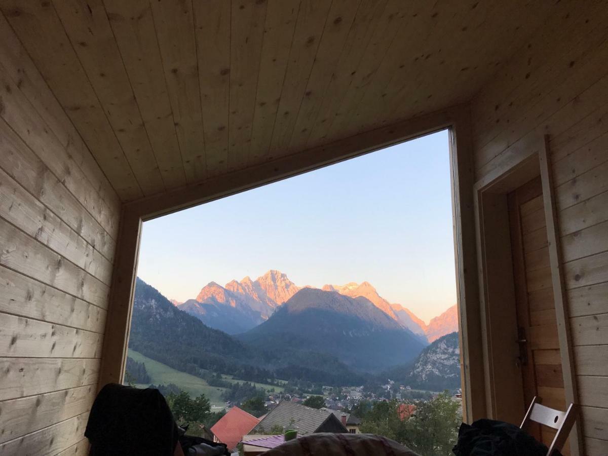 הוילה Dovje Mountain View Glamping מראה חיצוני תמונה