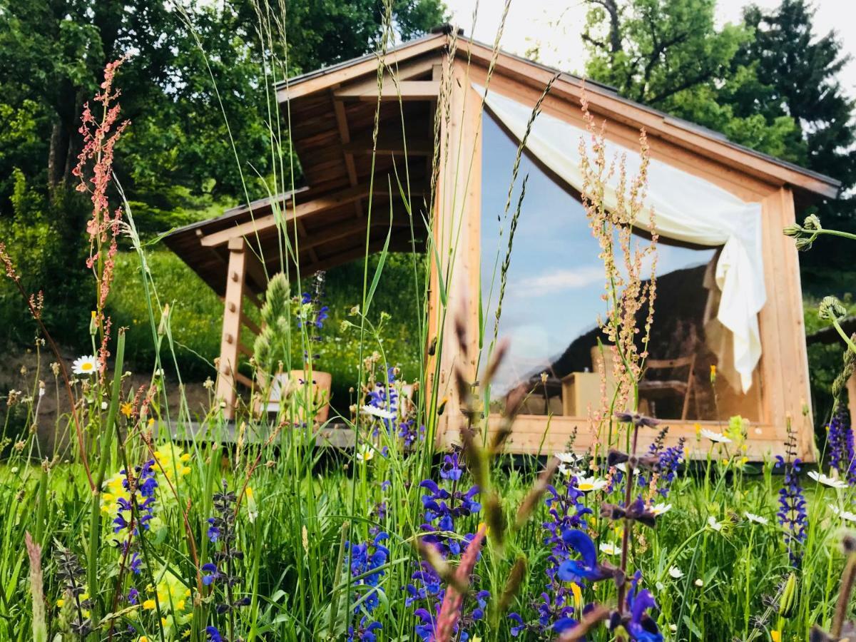הוילה Dovje Mountain View Glamping מראה חיצוני תמונה